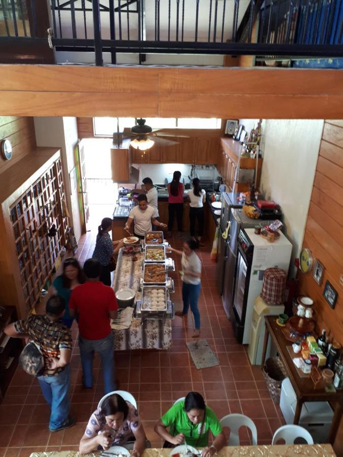 Villa Del Carmen Haven Bohol Buitenkant foto